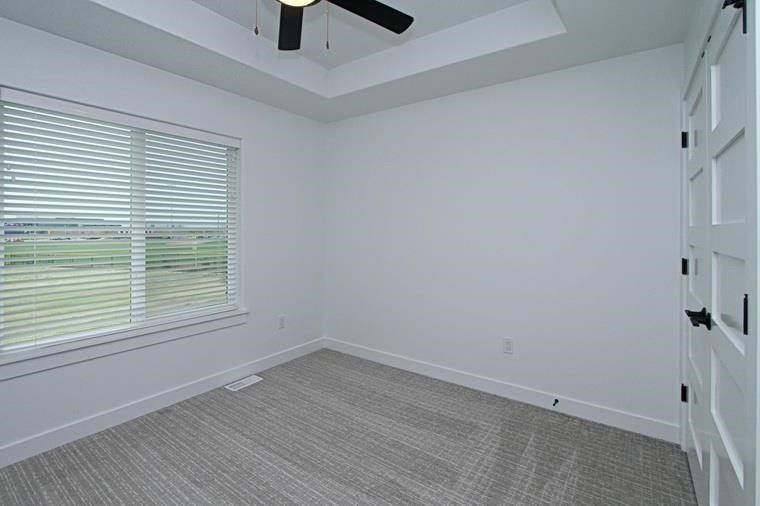 804 Windam Dr. Solon, IA 52333