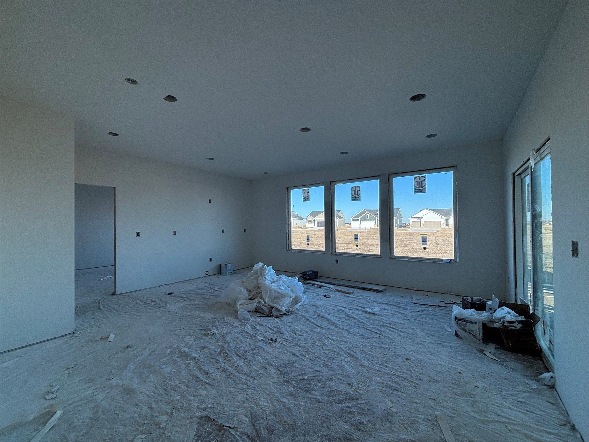 947 Sw Boulder Drive. Grimes, IA 50111