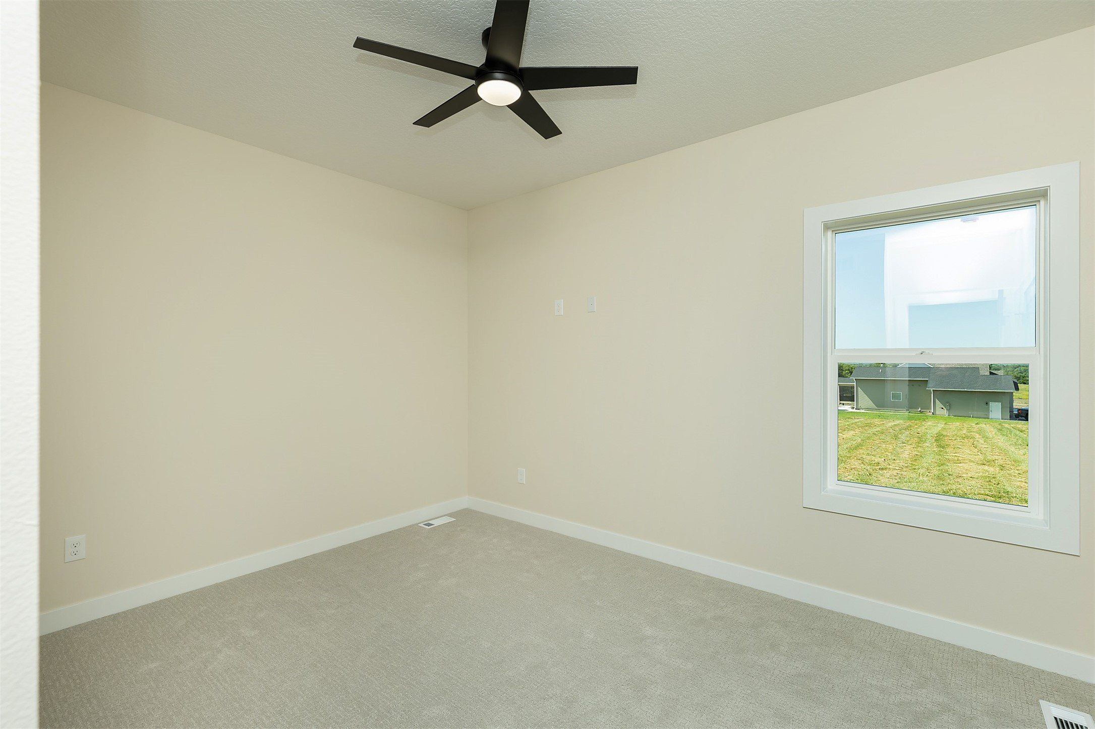 2938 Nw Beechwood Drive. Grimes, IA 50111