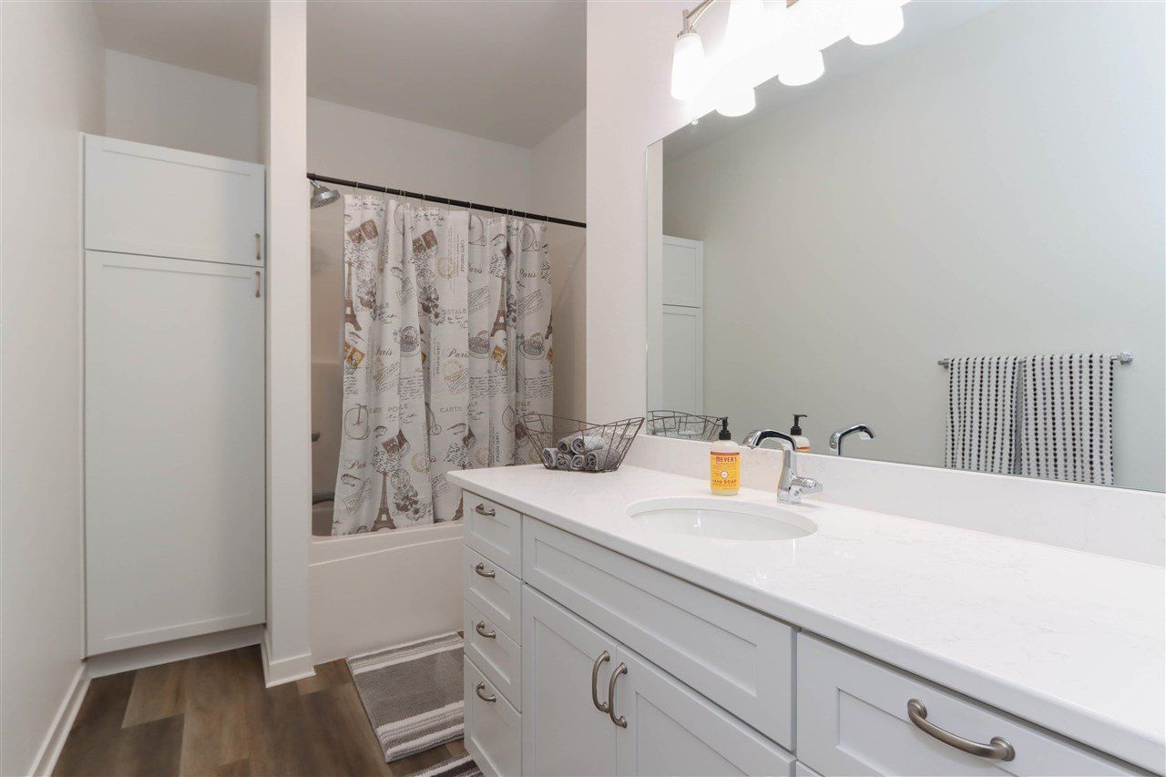 204 Augusta National Blvd. Washington, IA 52353