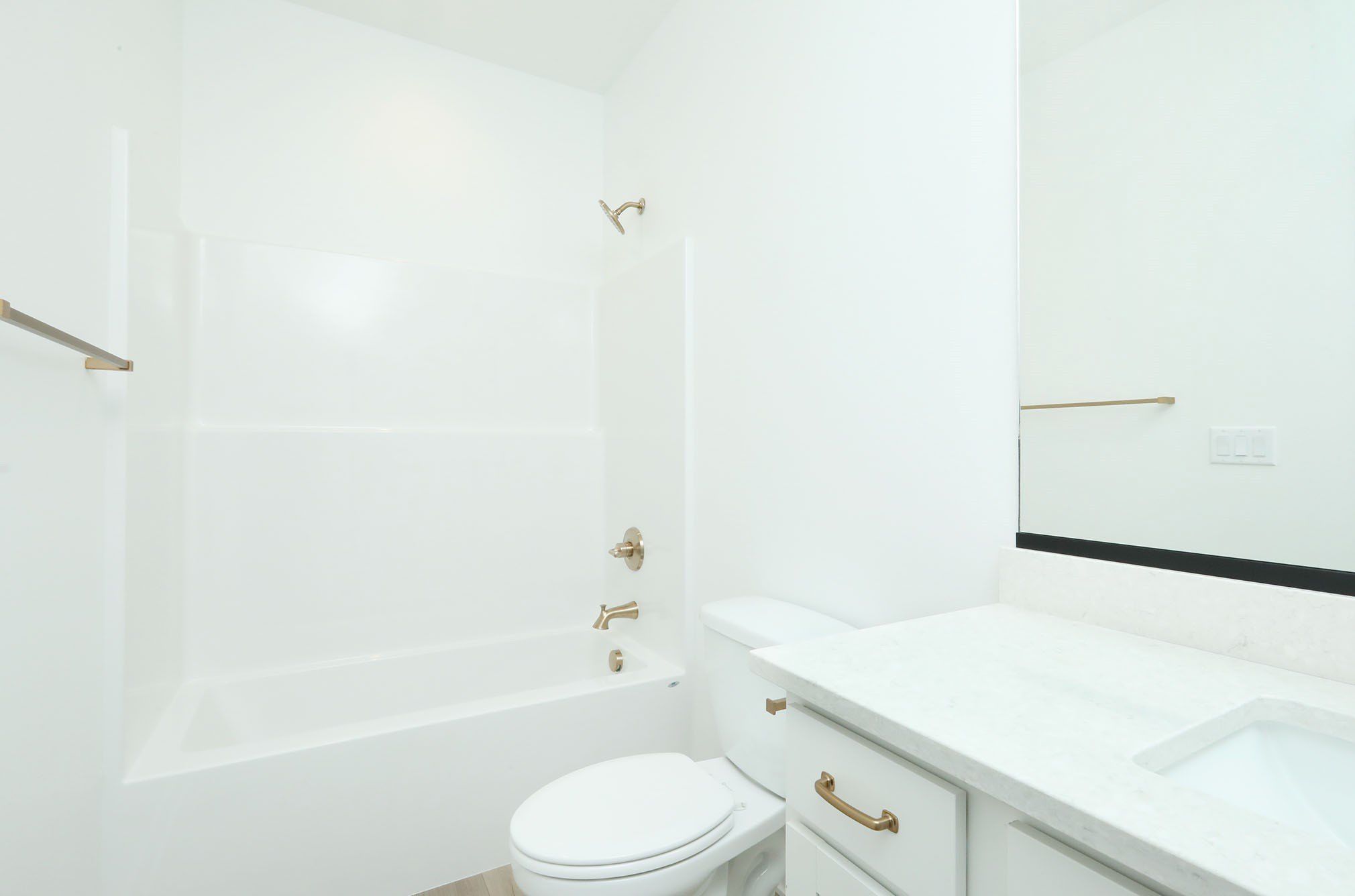 2414 Ne 6Th Street. Grimes, IA 50111