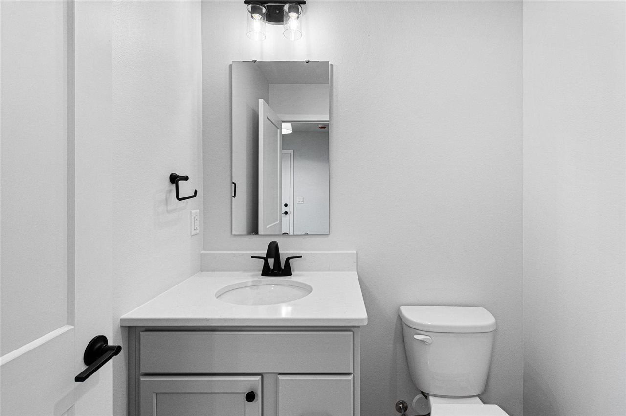 3452 Holderness Rd. Coralville, IA 52241