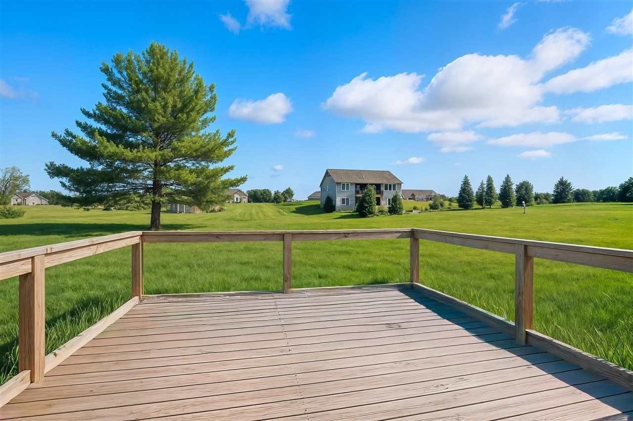 1895 Ashford Ave. Muscatine, IA 52761