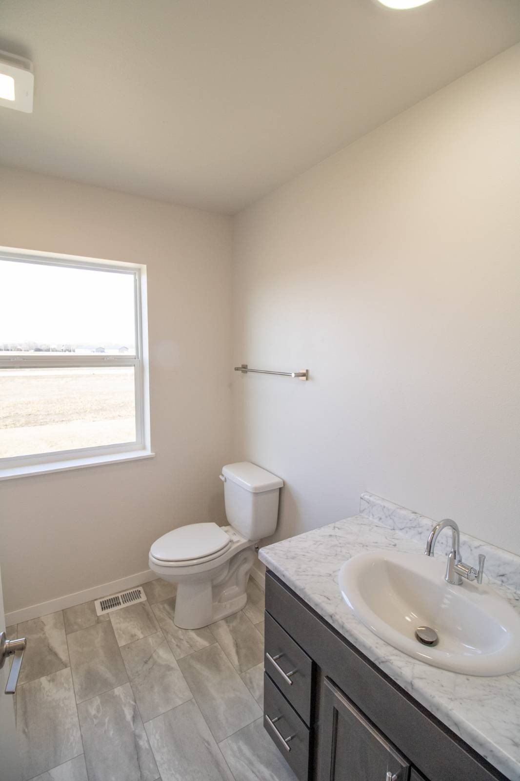 1465 Jefferson Lane. Rock Valley, IA 51247