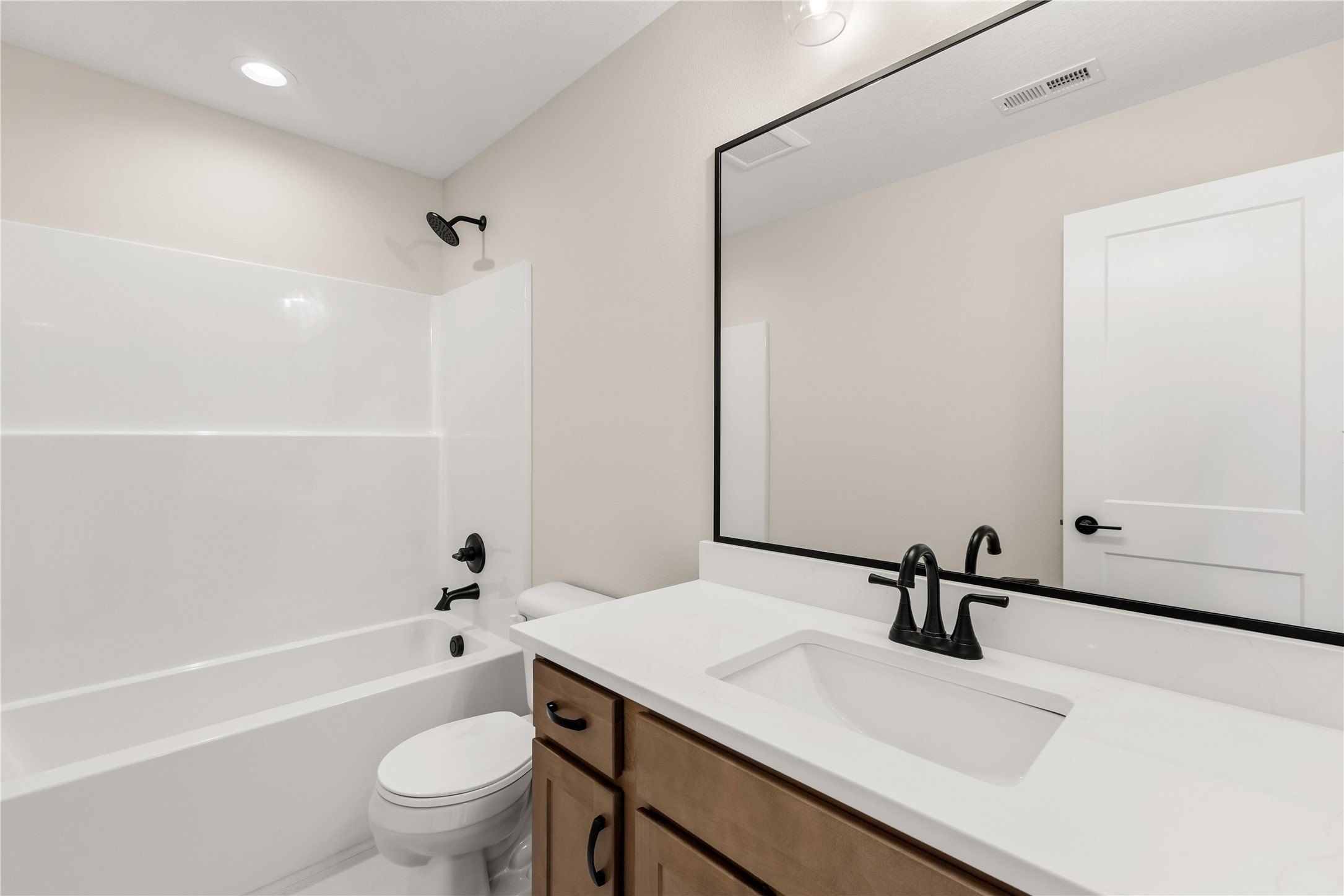 2580 Se Kettleridge Lane. Waukee, IA 50263