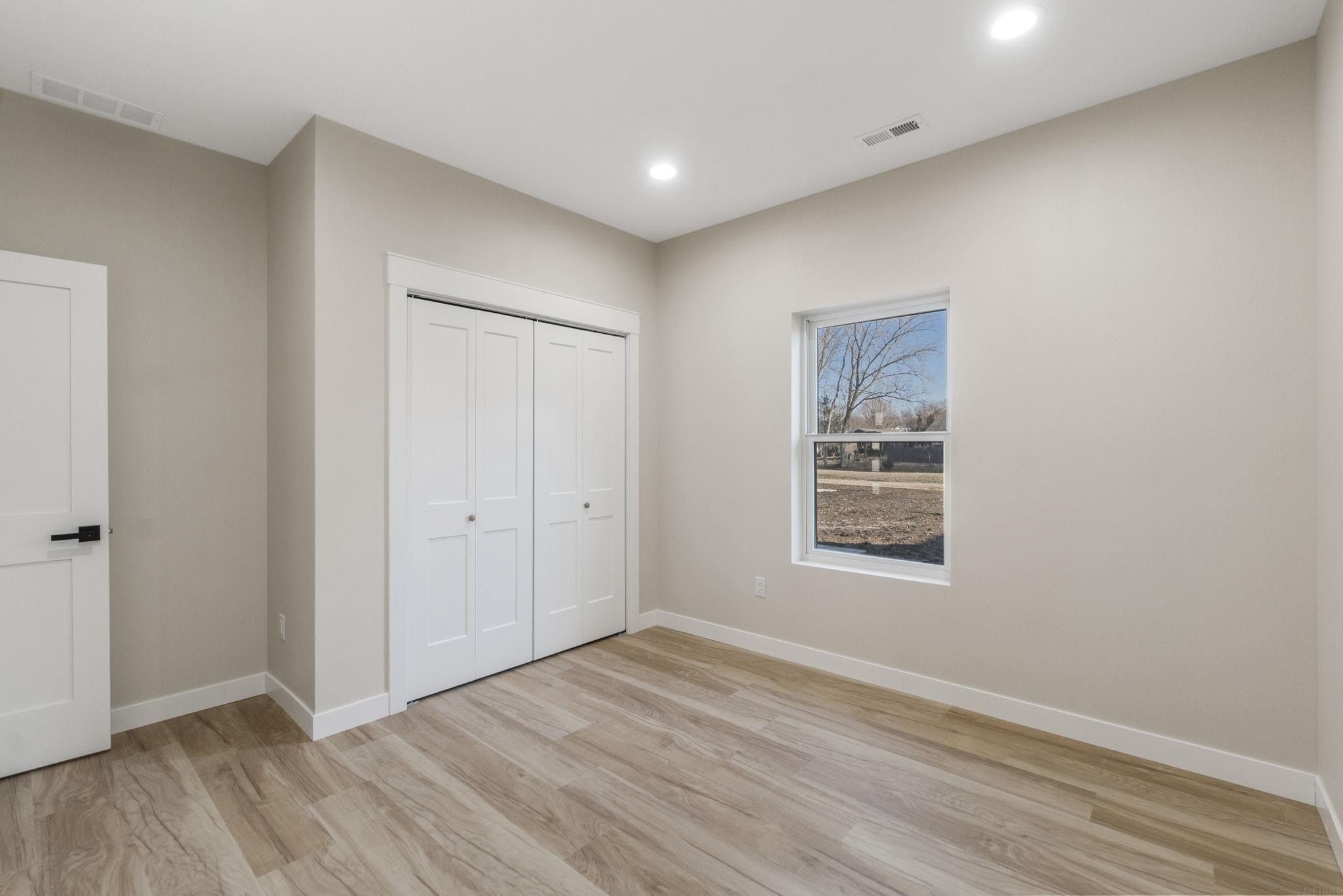 4467 Charm Drive. Waterloo, IA 50701