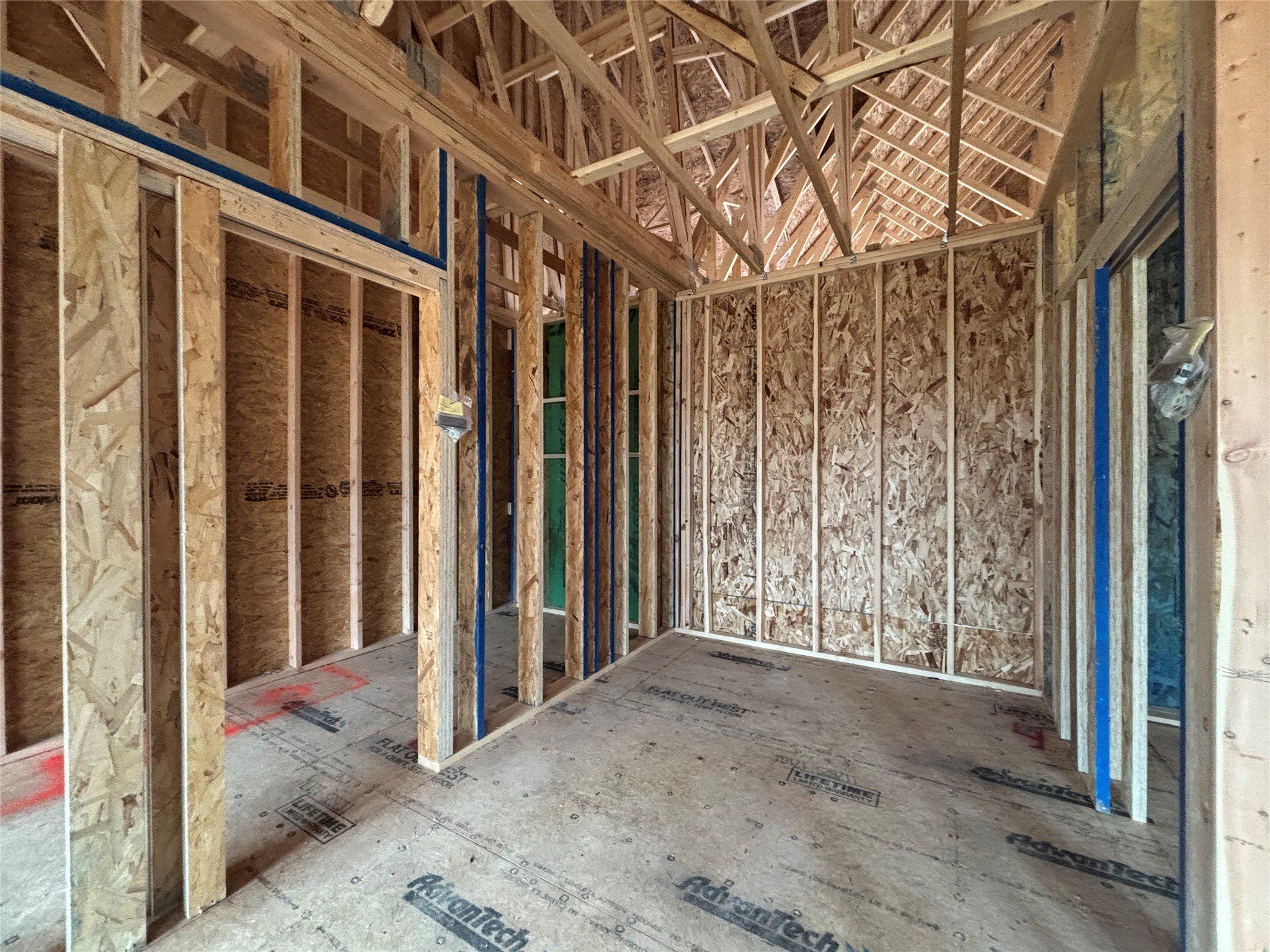 110 Nw Ashley Court. Waukee, IA 50263