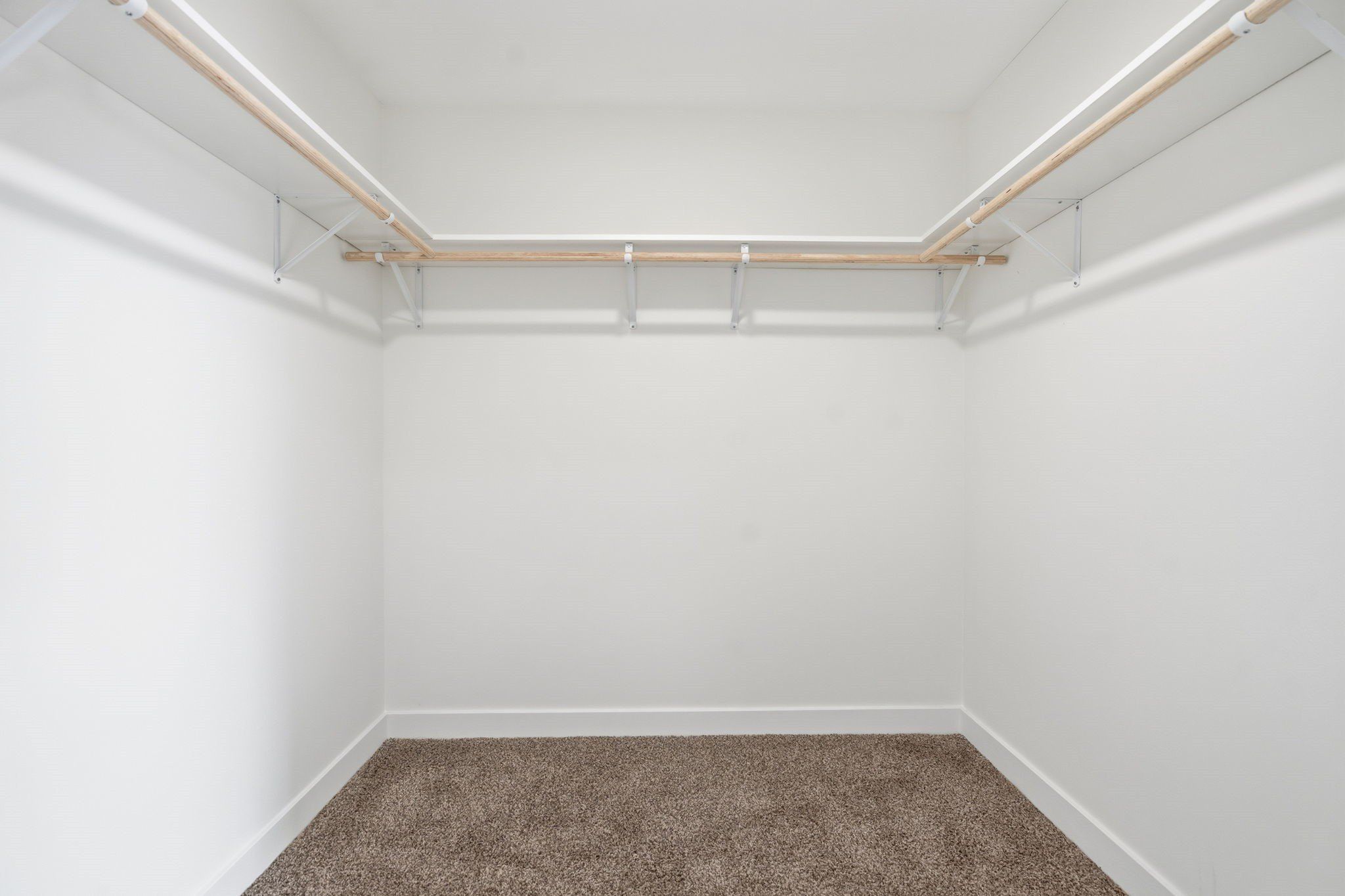 225 Clymer Road. Hiawatha, IA 52233