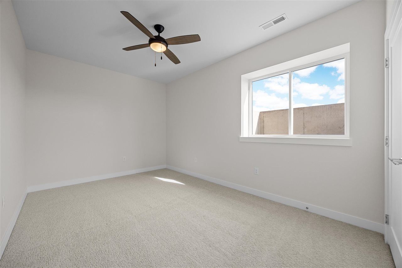 935 Yorkshire St. North Liberty, IA 52317