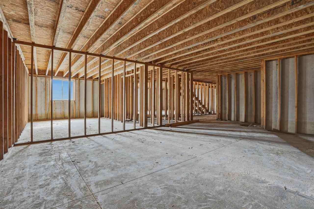 1895 Ashford Ave. Muscatine, IA 52761