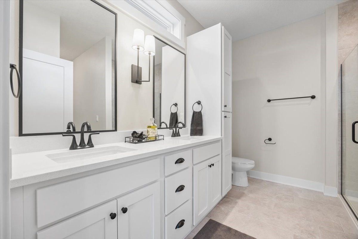 4642 180Th Street. Urbandale, IA 50323