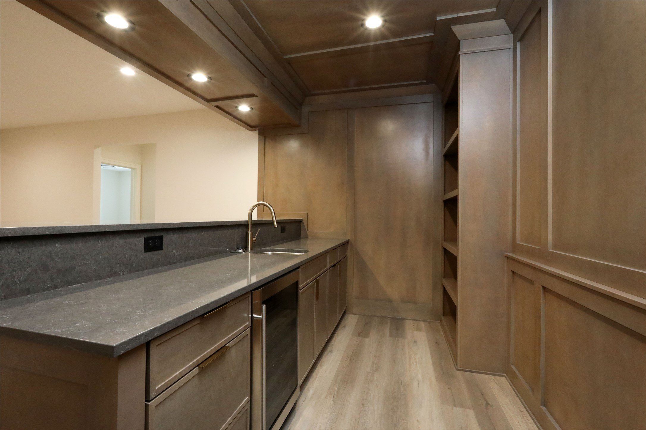 605 Pelican Drive. Polk City, IA 50226