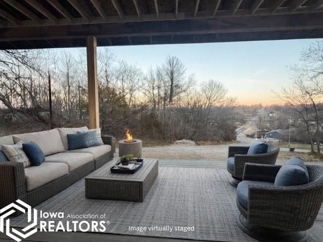 4086 Tracy Drive. Brooklyn, IA 52211