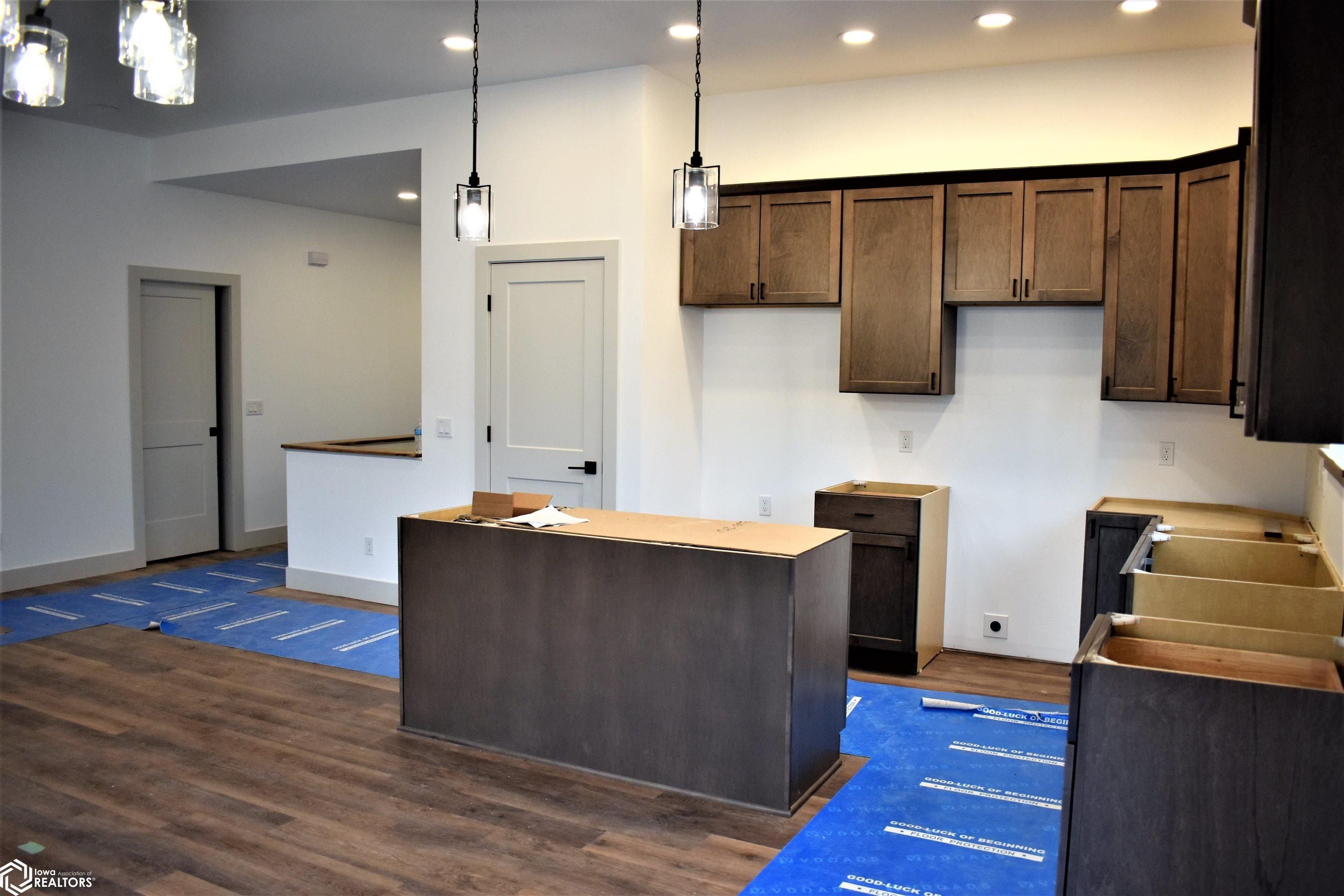 2320 Heritage Lane. Iowa Falls, IA 50126