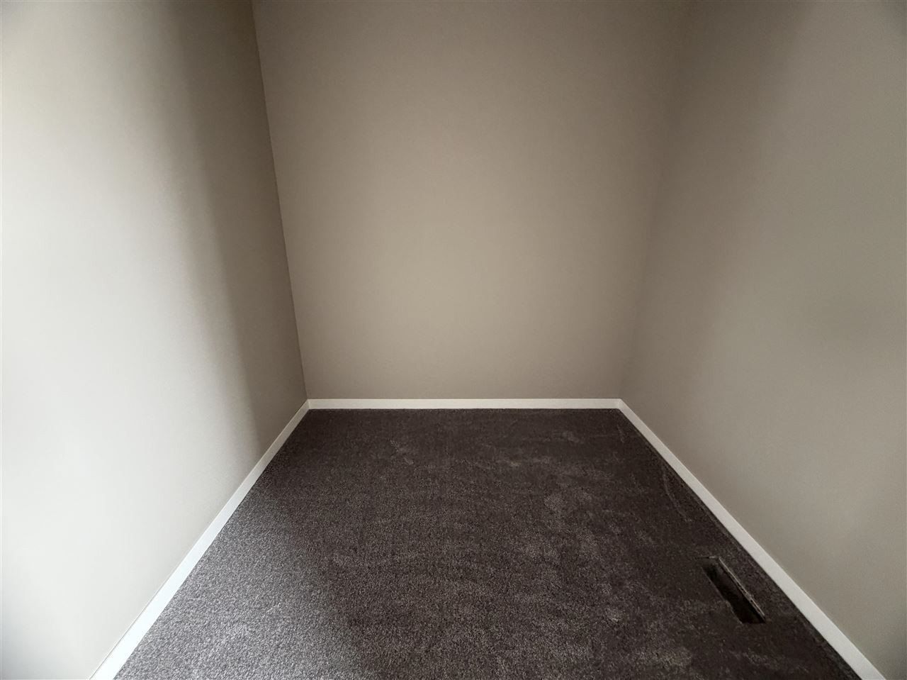 1621 Mitchell Pl. Tiffin, IA 52340