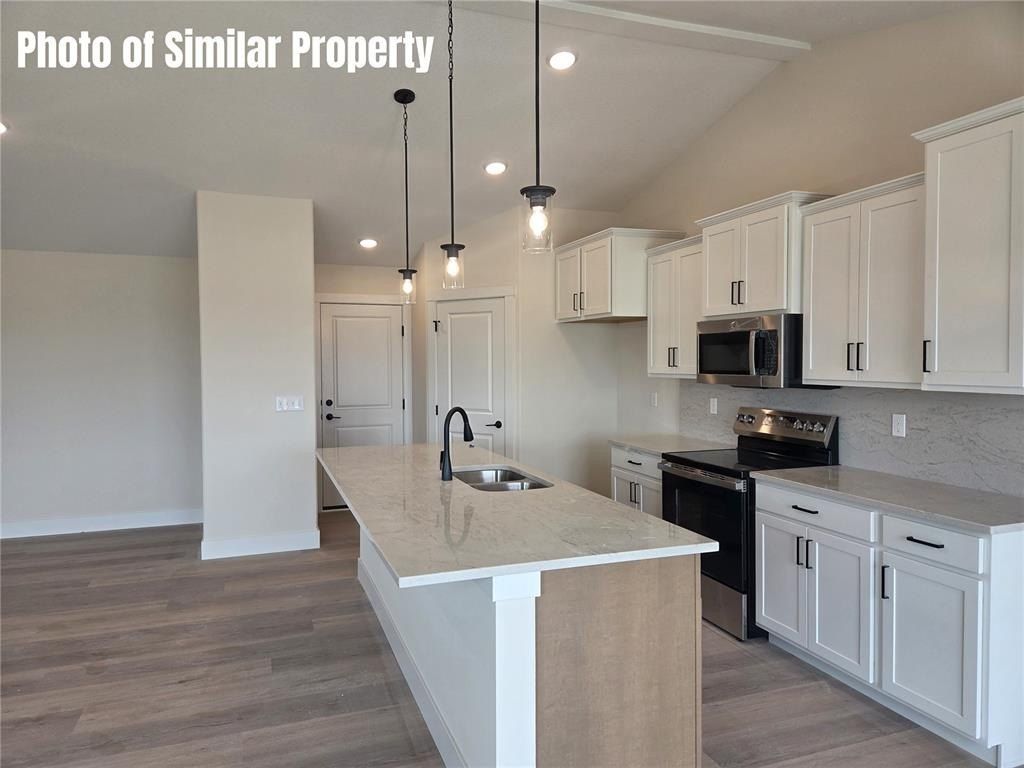 512 Park View Court. Mount Vernon, IA 52314