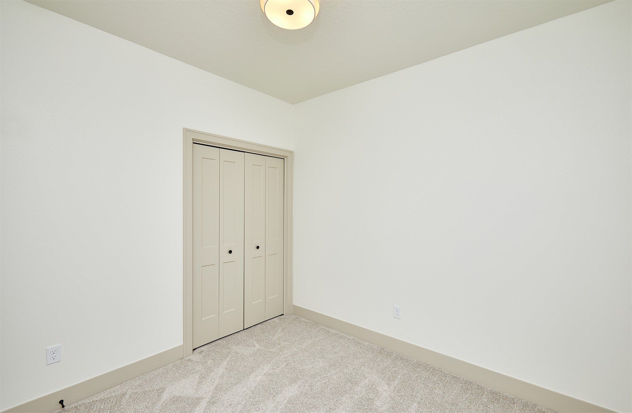 107 Golf View Drive. Osceola, IA 50213