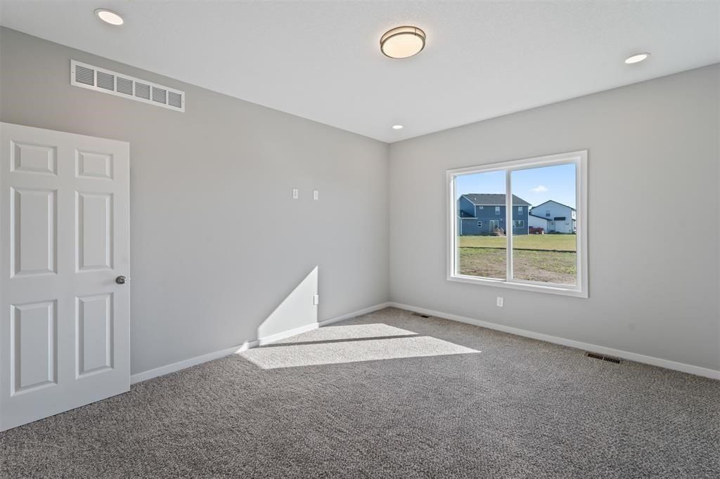 1033 Linden Street. De Soto, IA 50069