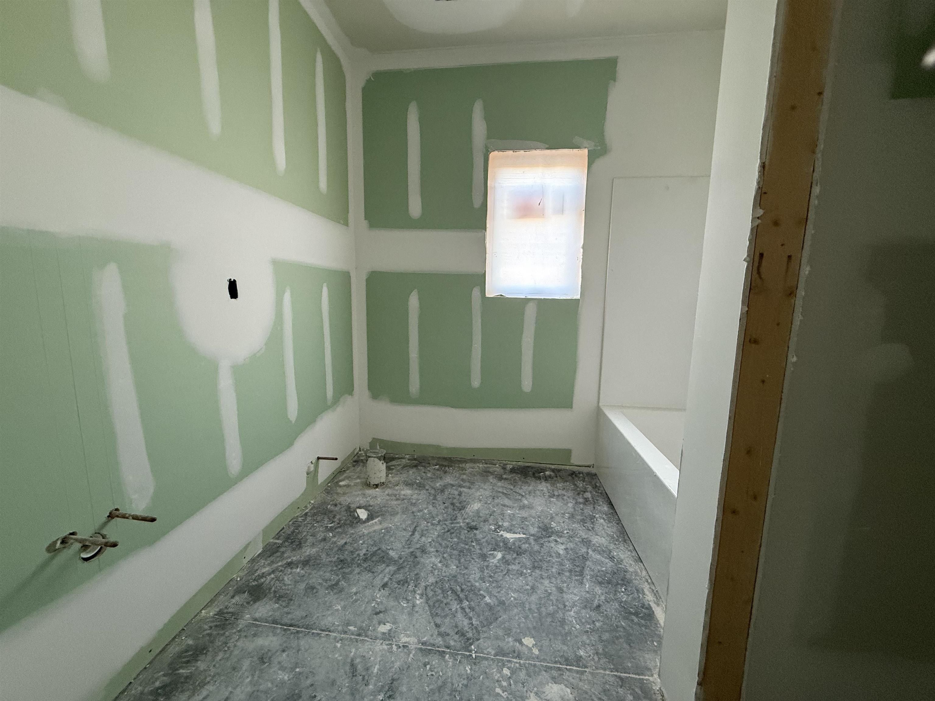 1106 Ione Drive. Peosta, IA 52068