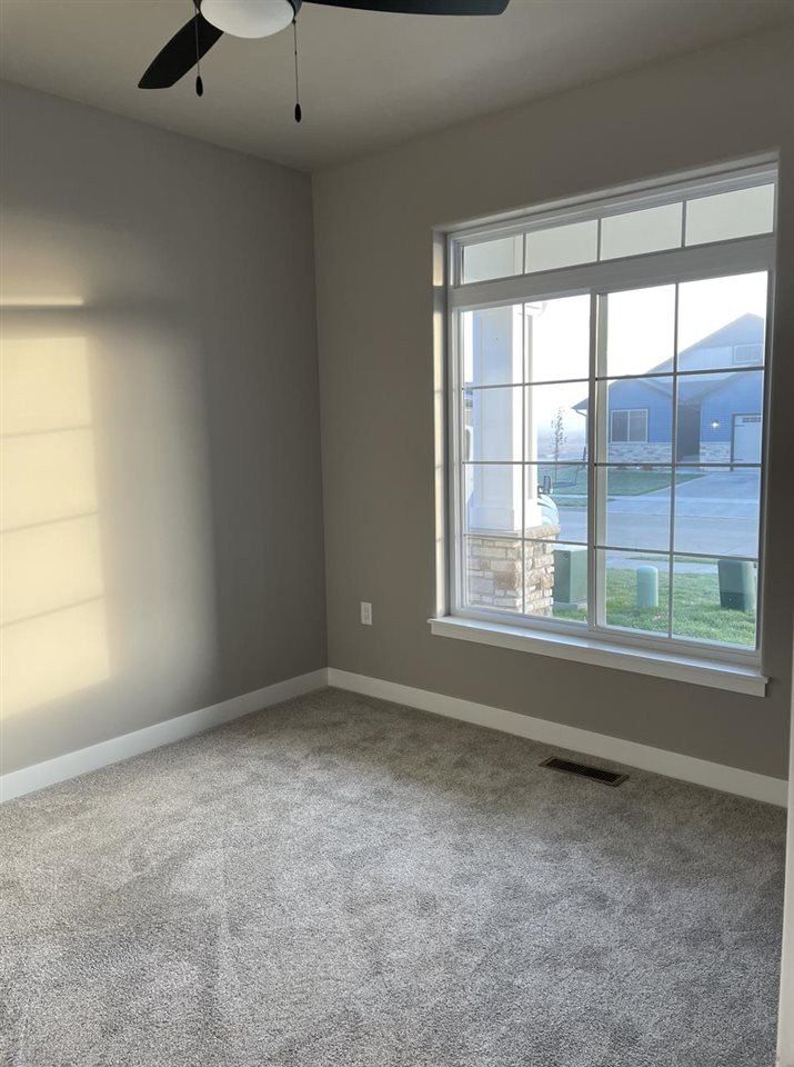 1941 Coquina Ave. Tiffin, IA 52340