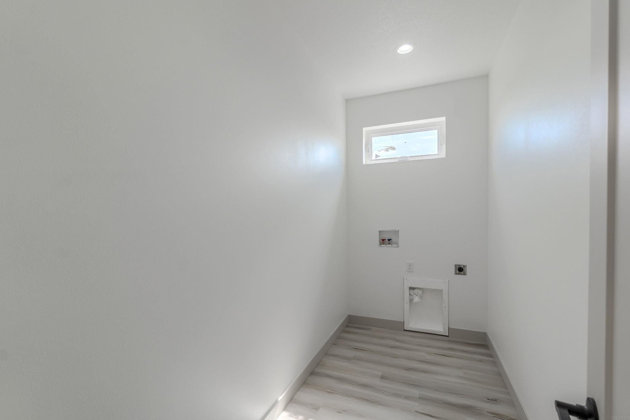 505 Sands Avenue. Janesville, IA 50647