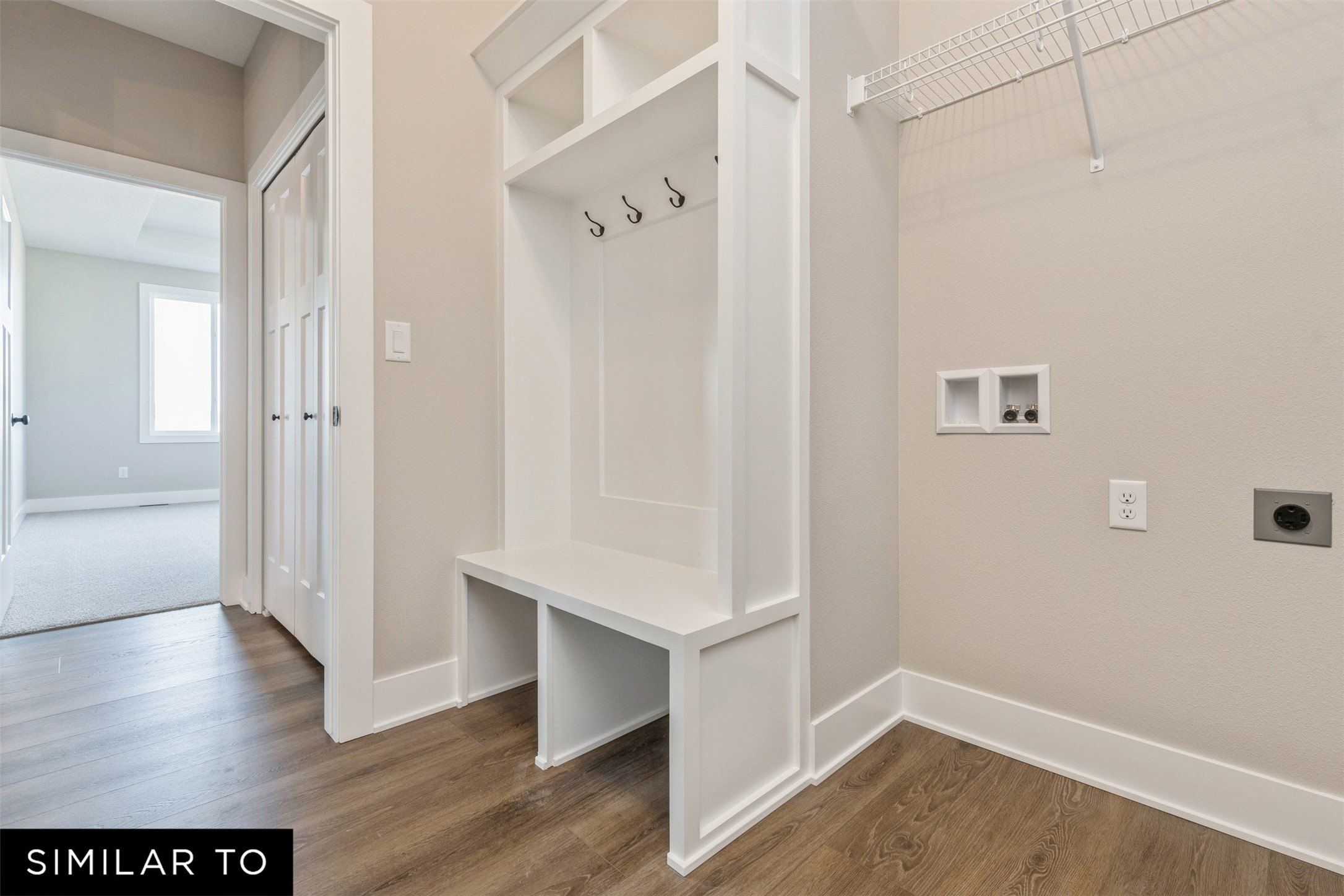 5722 Ne Creek Ridge Drive. Ankeny, IA 50021