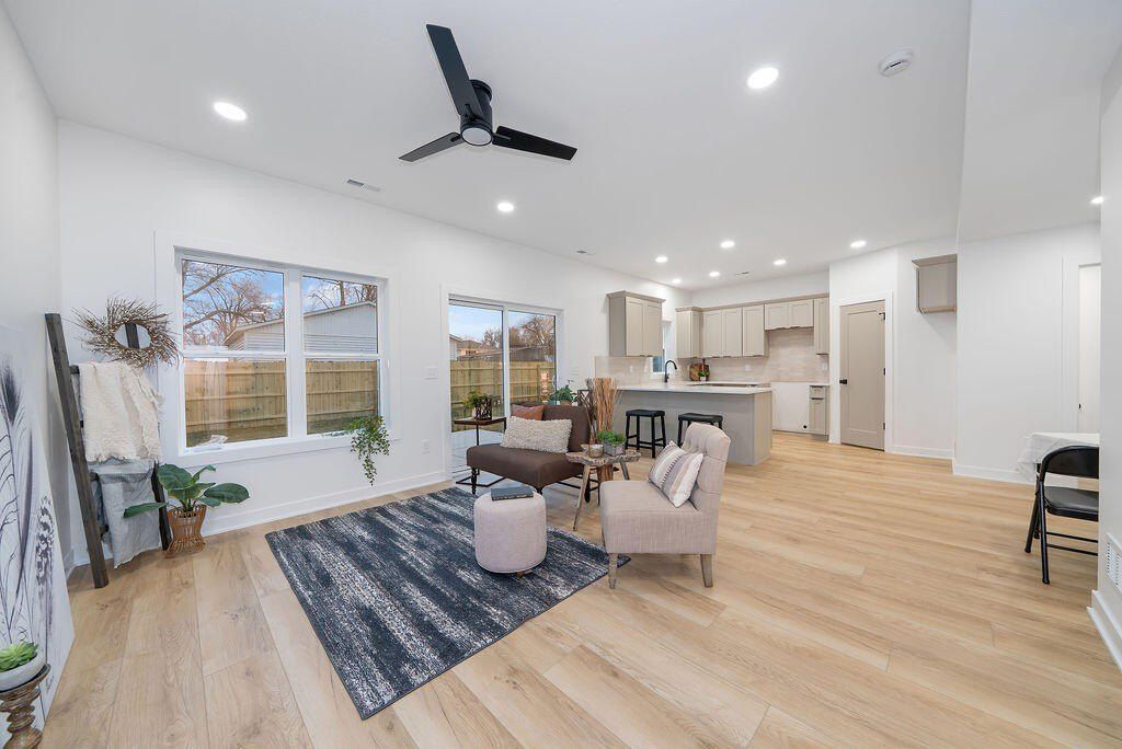 4821 Navajo Street. Council Bluffs, IA 51501