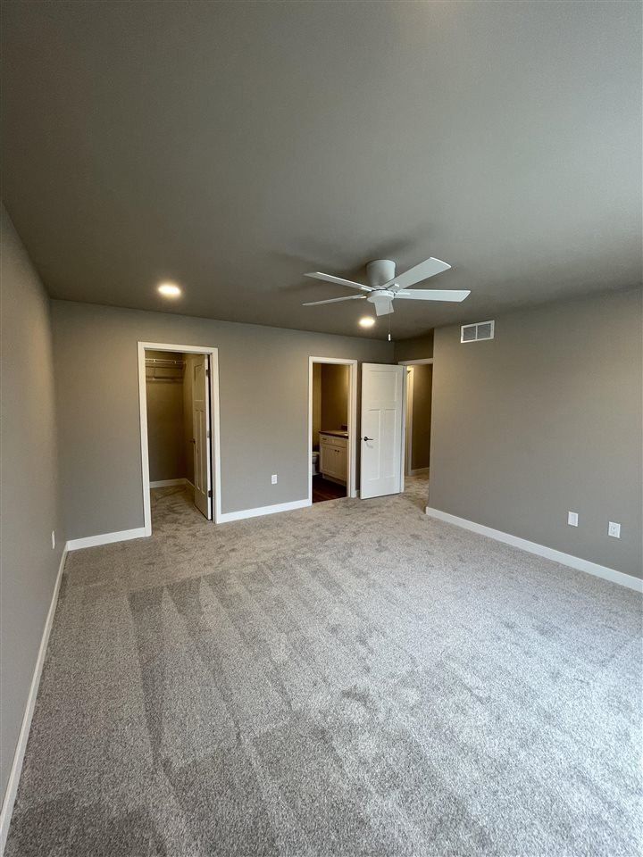 800 Armands Ln. Tiffin, IA 52340