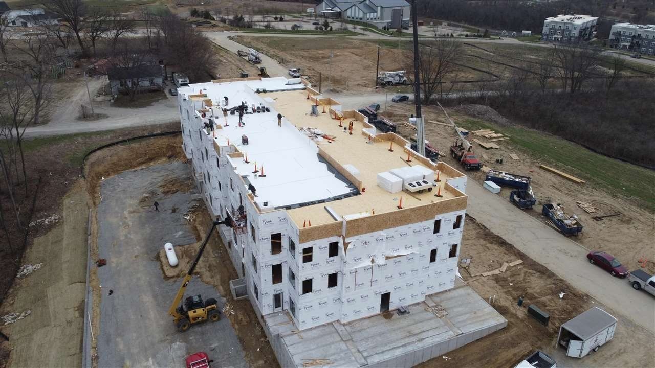 4428 Deer Creek Rd. Iowa City, IA 52246