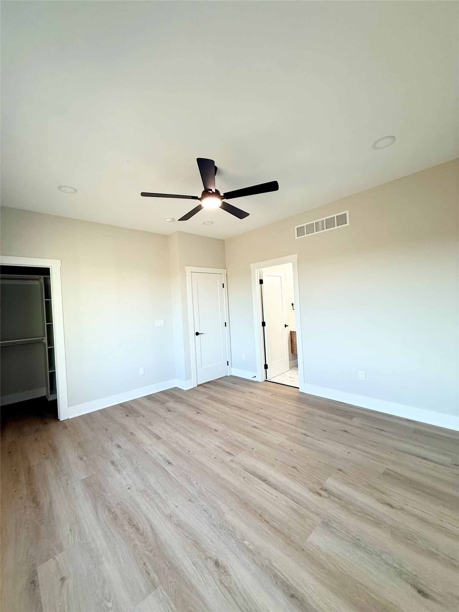 1946 Tuscany Drive Se. Altoona, IA 50009