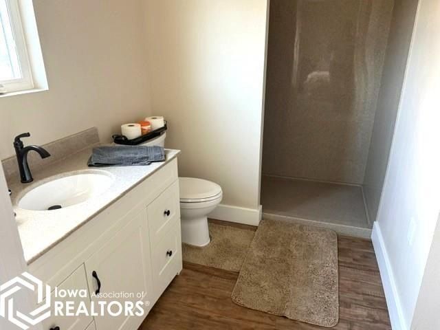 113 S Oaks Drive. Algona, IA 50511