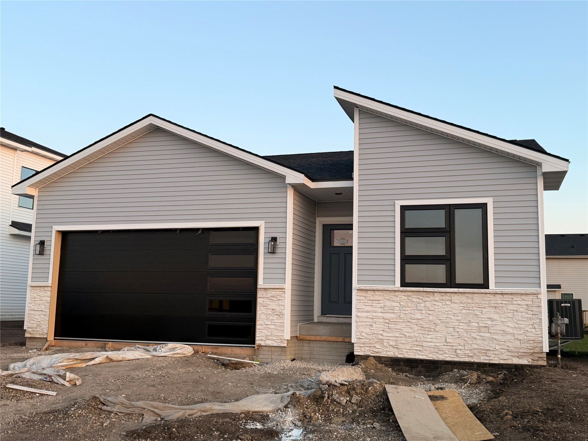 14604 Northpark Drive. Grimes, IA 50111