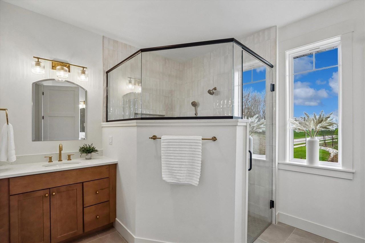 1901 Country Club Dr. Coralville, IA 52241