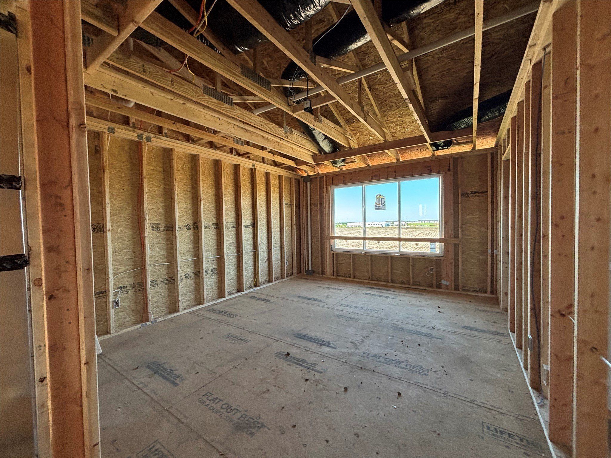 1835 Gordon Court. Norwalk, IA 50211