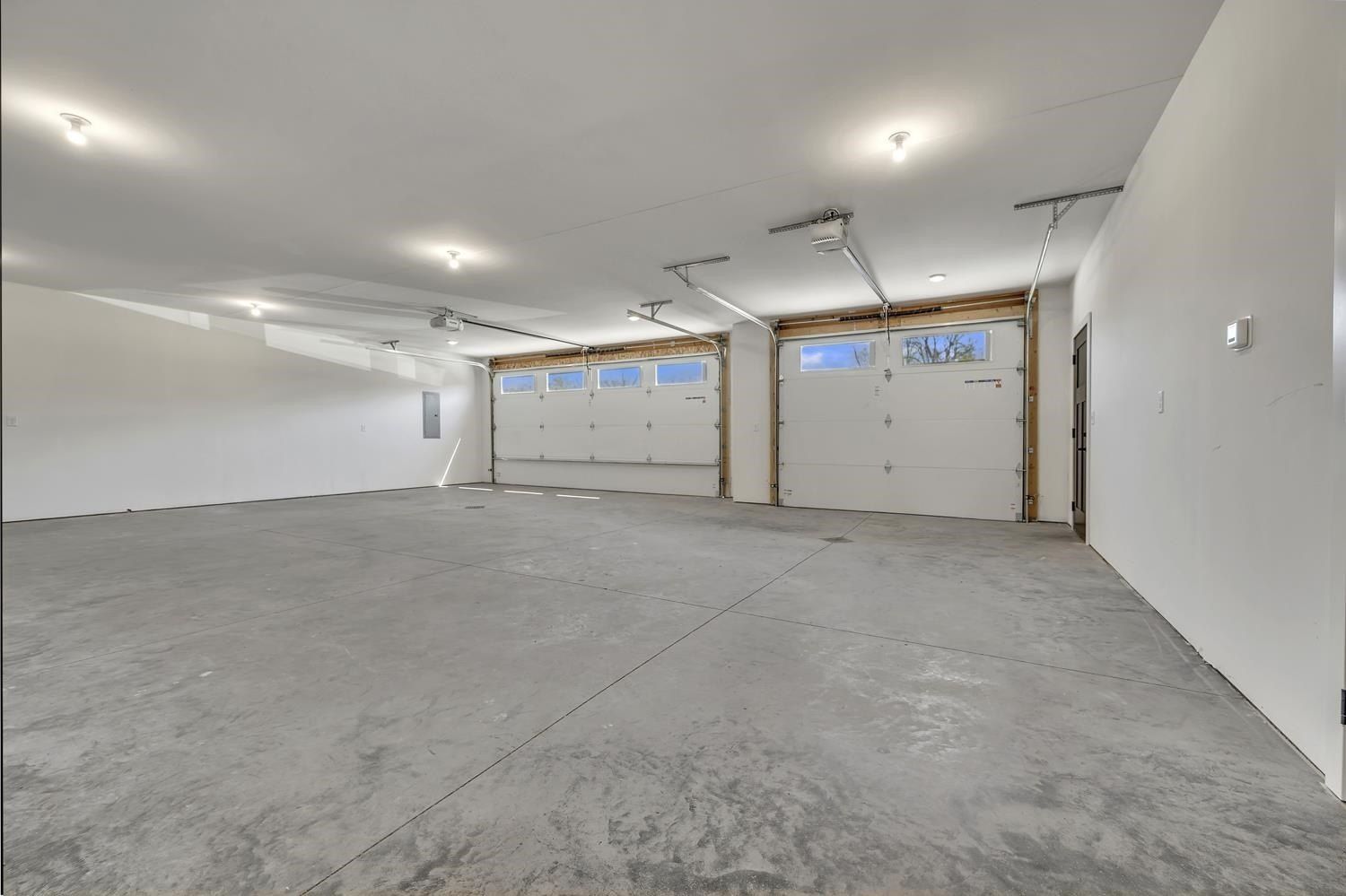 13733 240Th Avenue. Spirit Lake, IA 51360