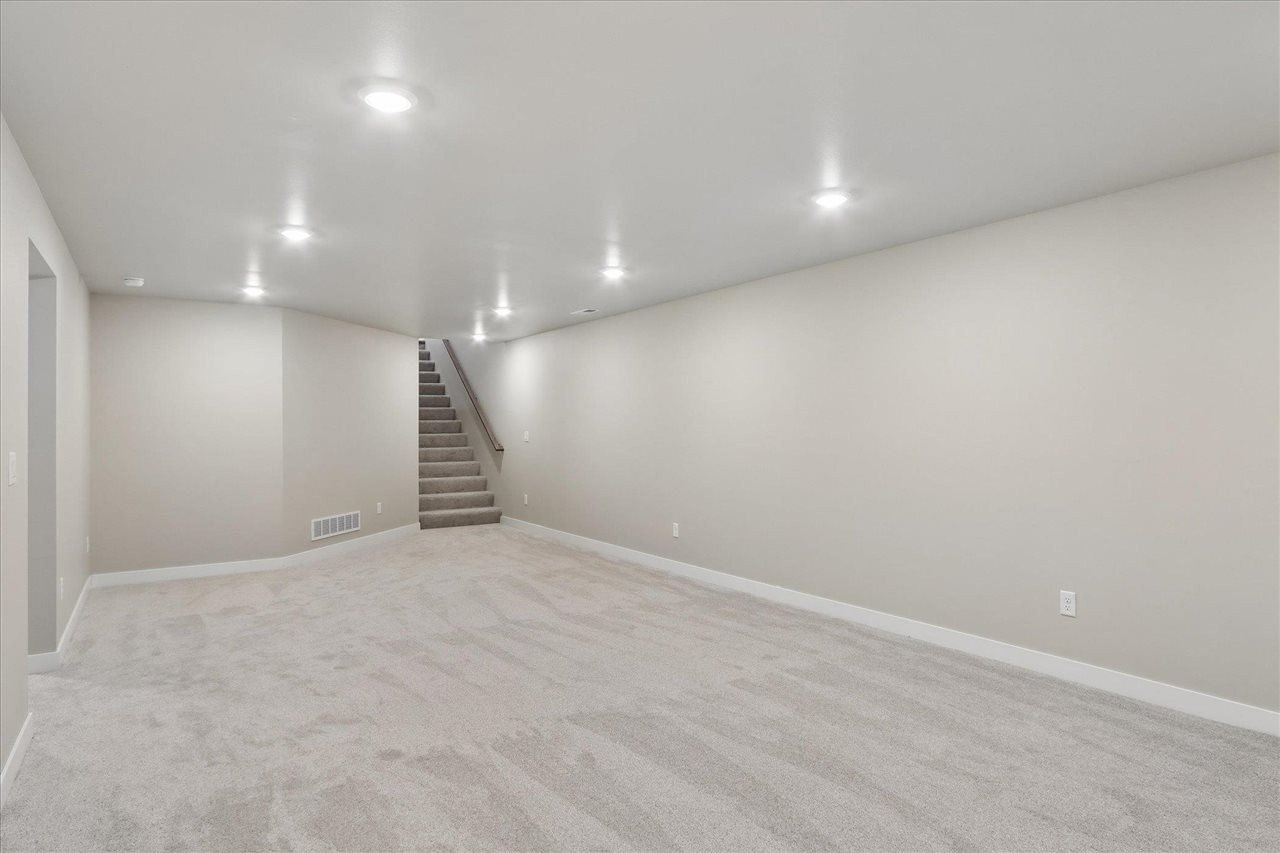 1003 Highland Trl. Solon, IA 52333