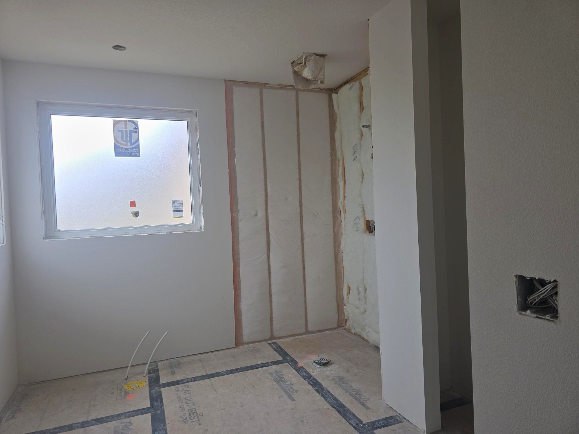 16214 Sharon Drive. Urbandale, IA 50323