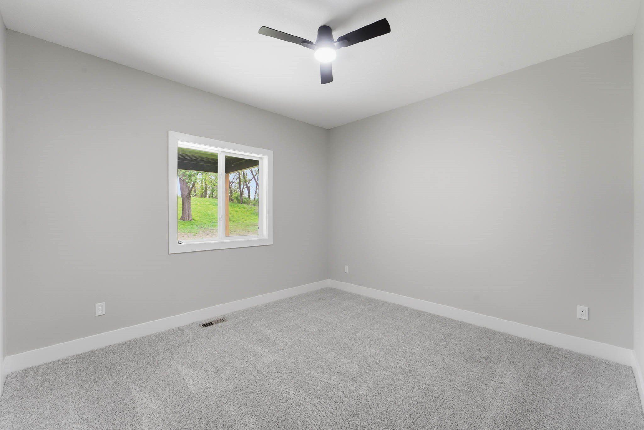 1421 Pioneer Road. Des Moines, IA 50320
