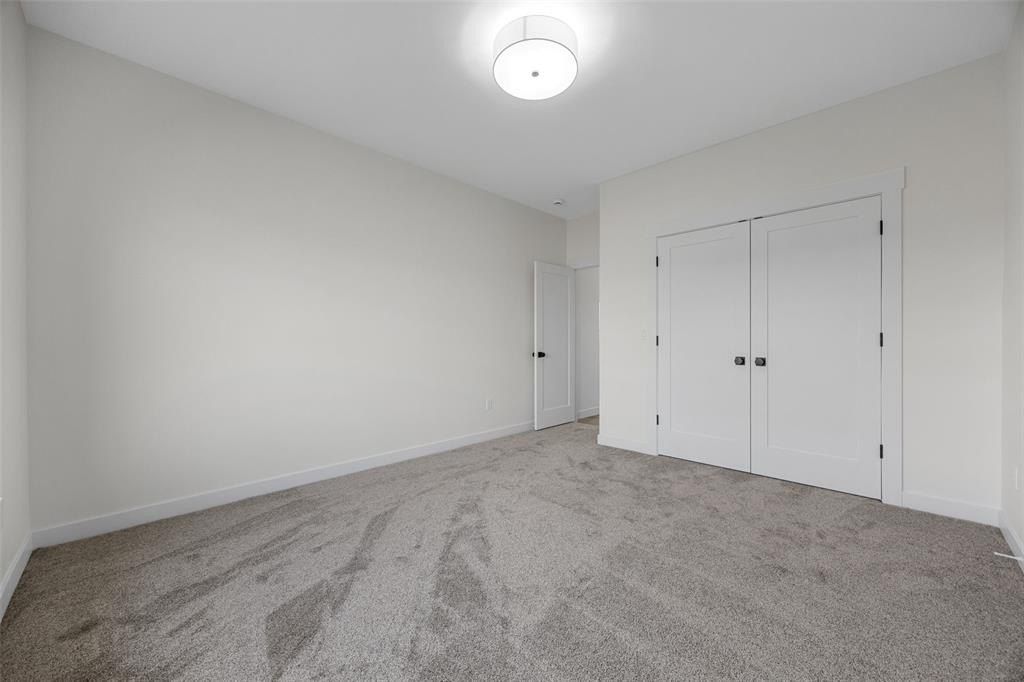 1525 3Rd Street Sw. Mount Vernon, IA 52314