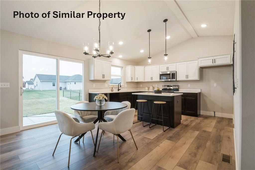 1820 Shady Grove Road Sw. Cedar Rapids, IA 52404