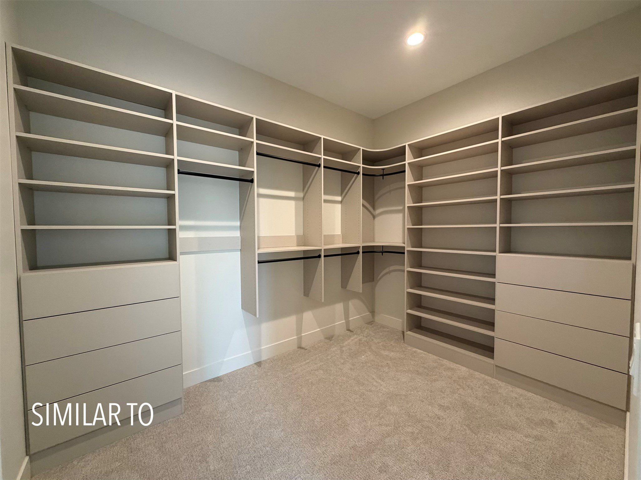 8182 Edgewood Court. West Des Moines, IA 50266