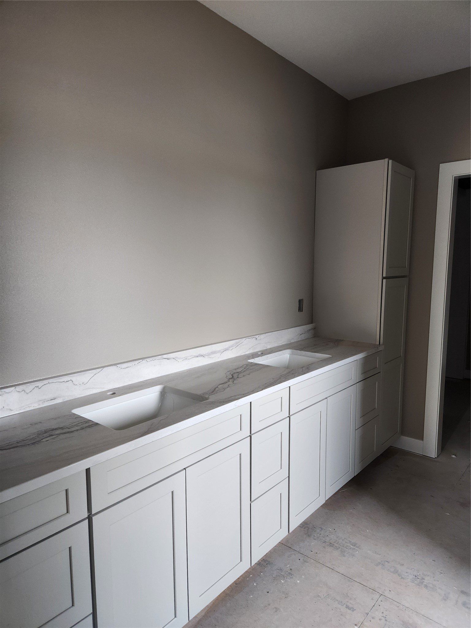 2912 Nw Fairfield Court. Ankeny, IA 50023