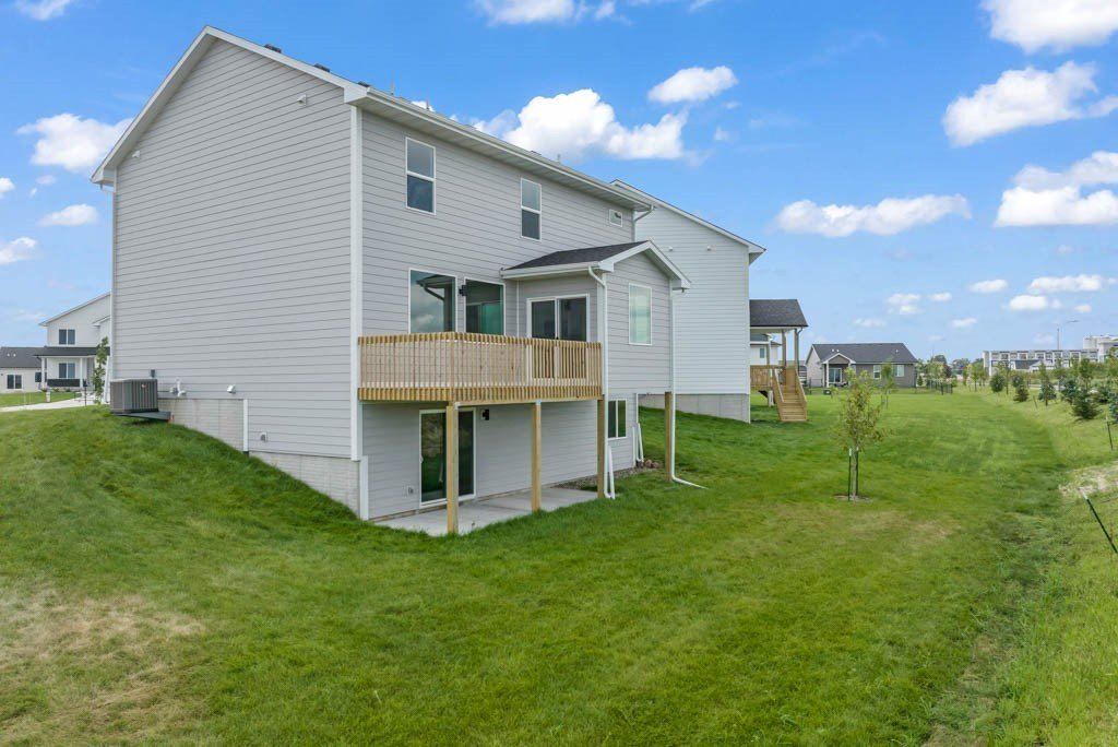485 Nw Independence Circle. Waukee, IA 50263