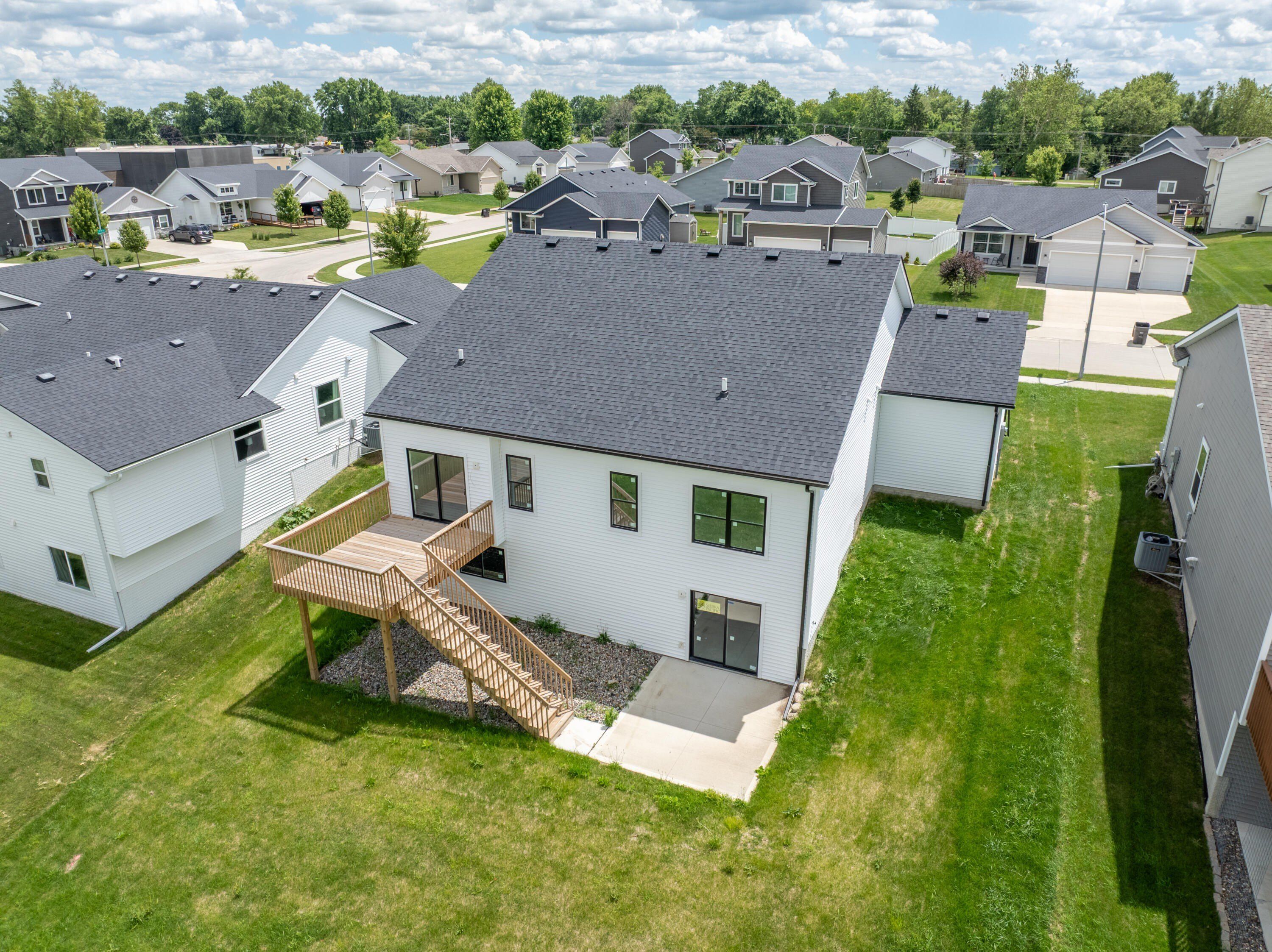 154 Crossroads Drive. Des Moines, IA 50315