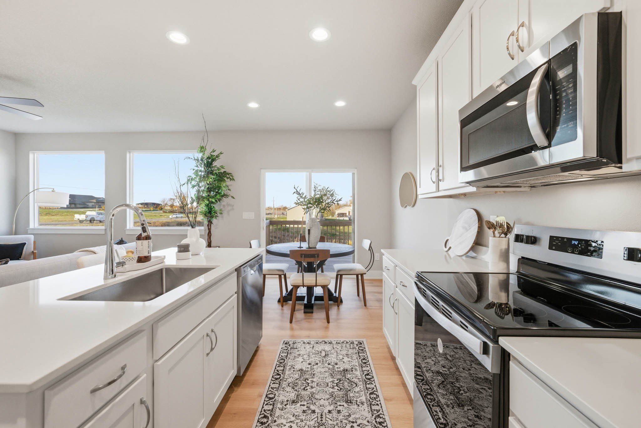 5660 Brook View Avenue. Des Moines, IA 50317