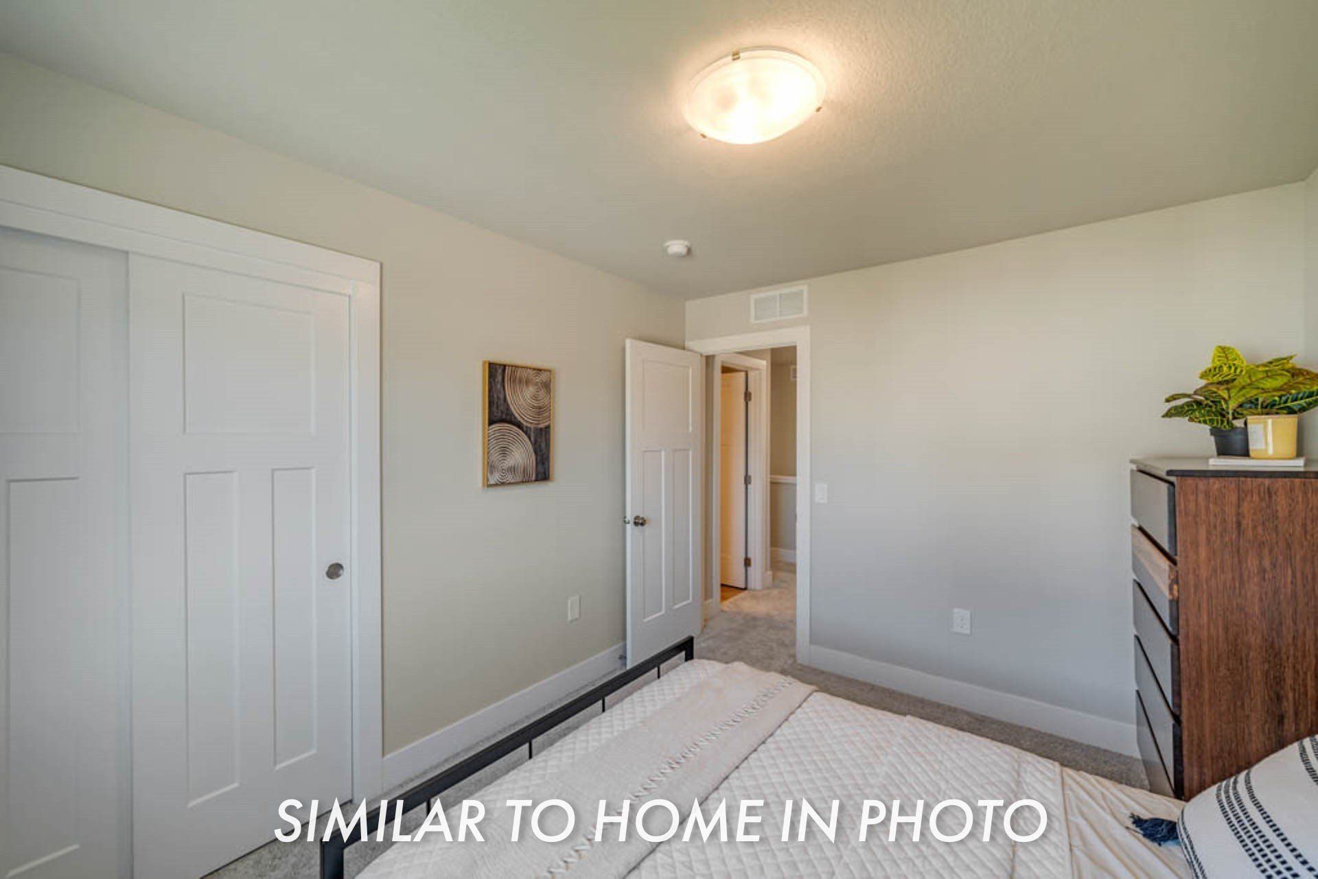 6928 Poppy Court. Johnston, IA 50131