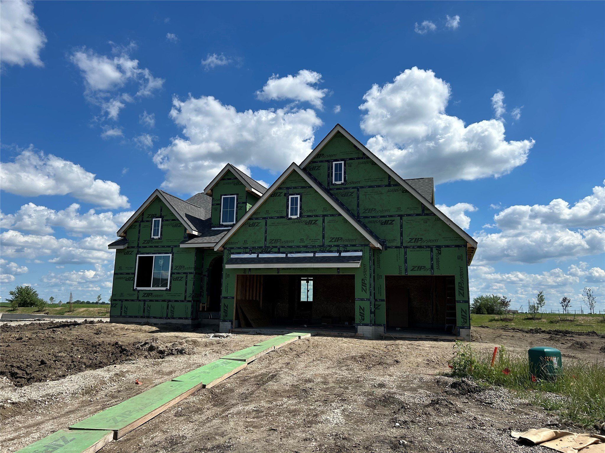 1273 Sw 18Th Court. Grimes, IA 50111
