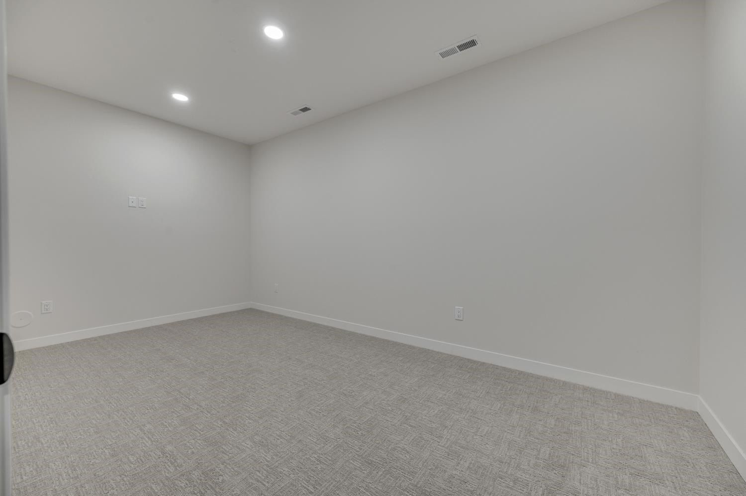 3008 Bonnie Lane. Milford, IA 51351
