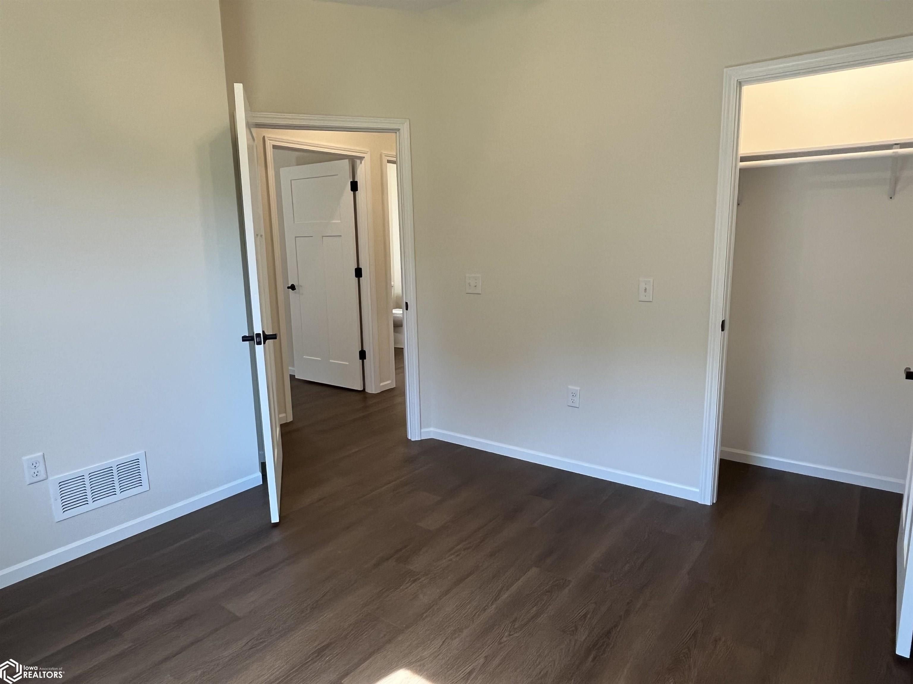 522 S 3Rd Street. Albia, IA 52531