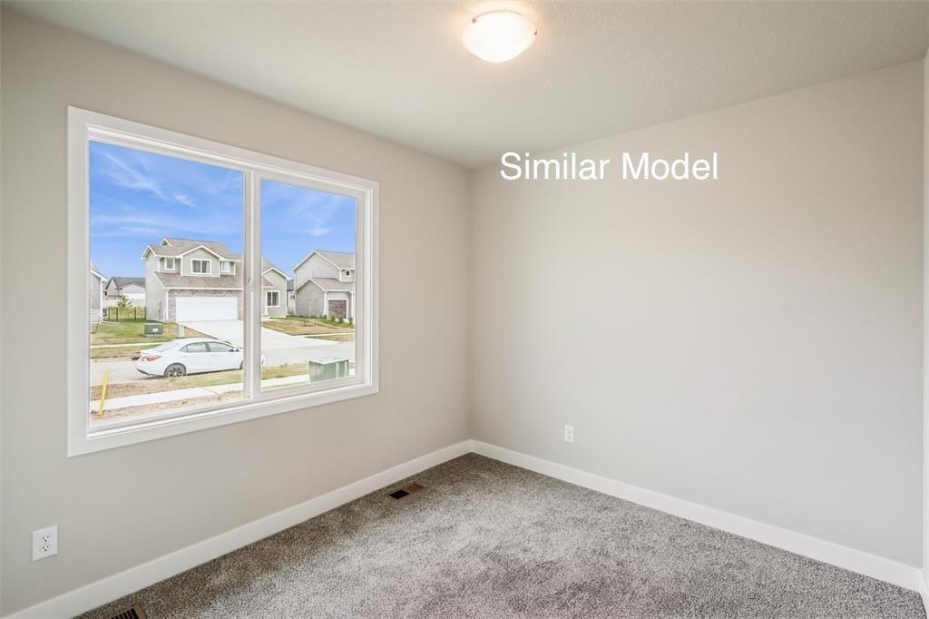 932 Lavender Lane. Pella, IA 50219